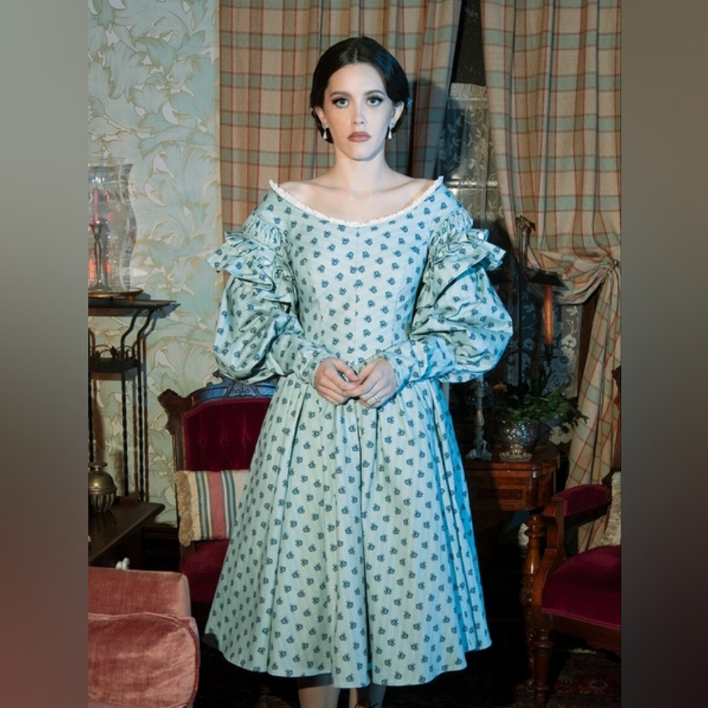 Nosferatu Ellen Victorian Dress in Blue Floral Print